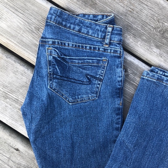 Ardene Skinny Jeans 0 - Picture 2 of 8